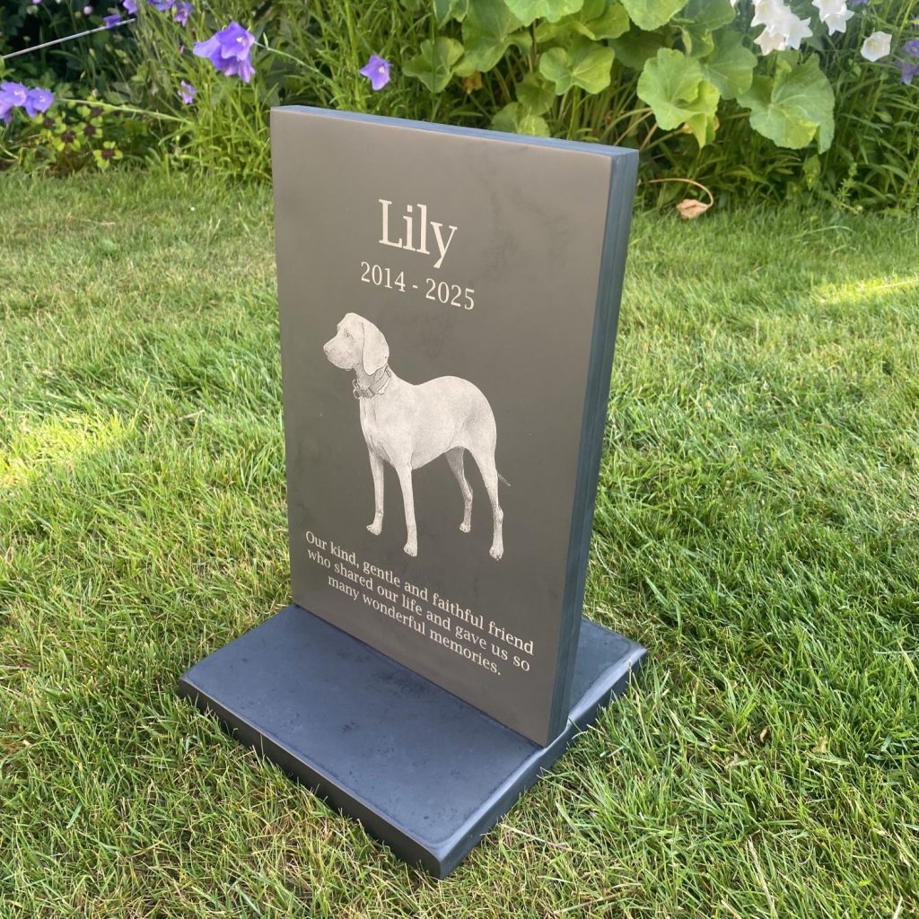 dog headstone